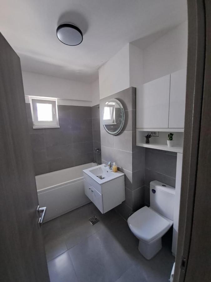 Happy Rental Apartments 2 Craiova Exteriér fotografie
