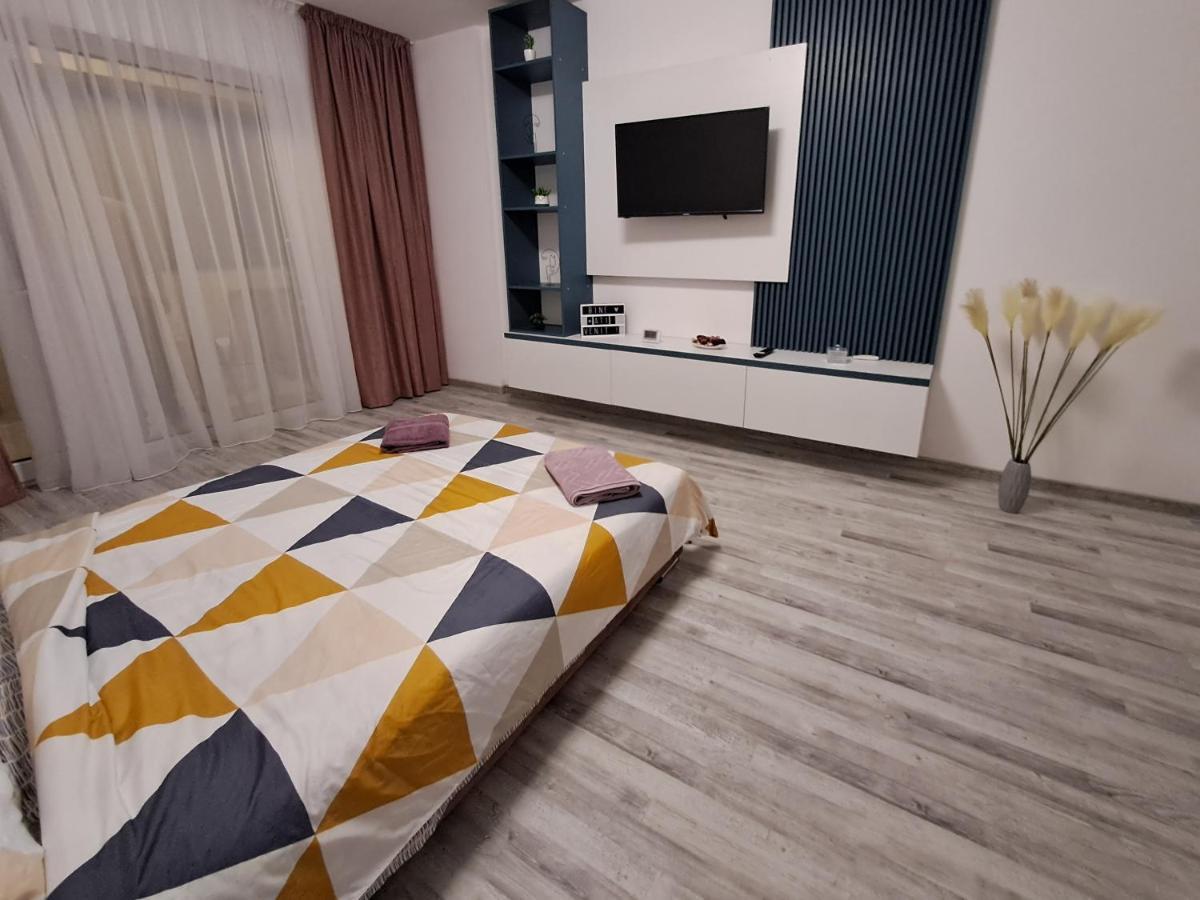 Happy Rental Apartments 2 Craiova Exteriér fotografie